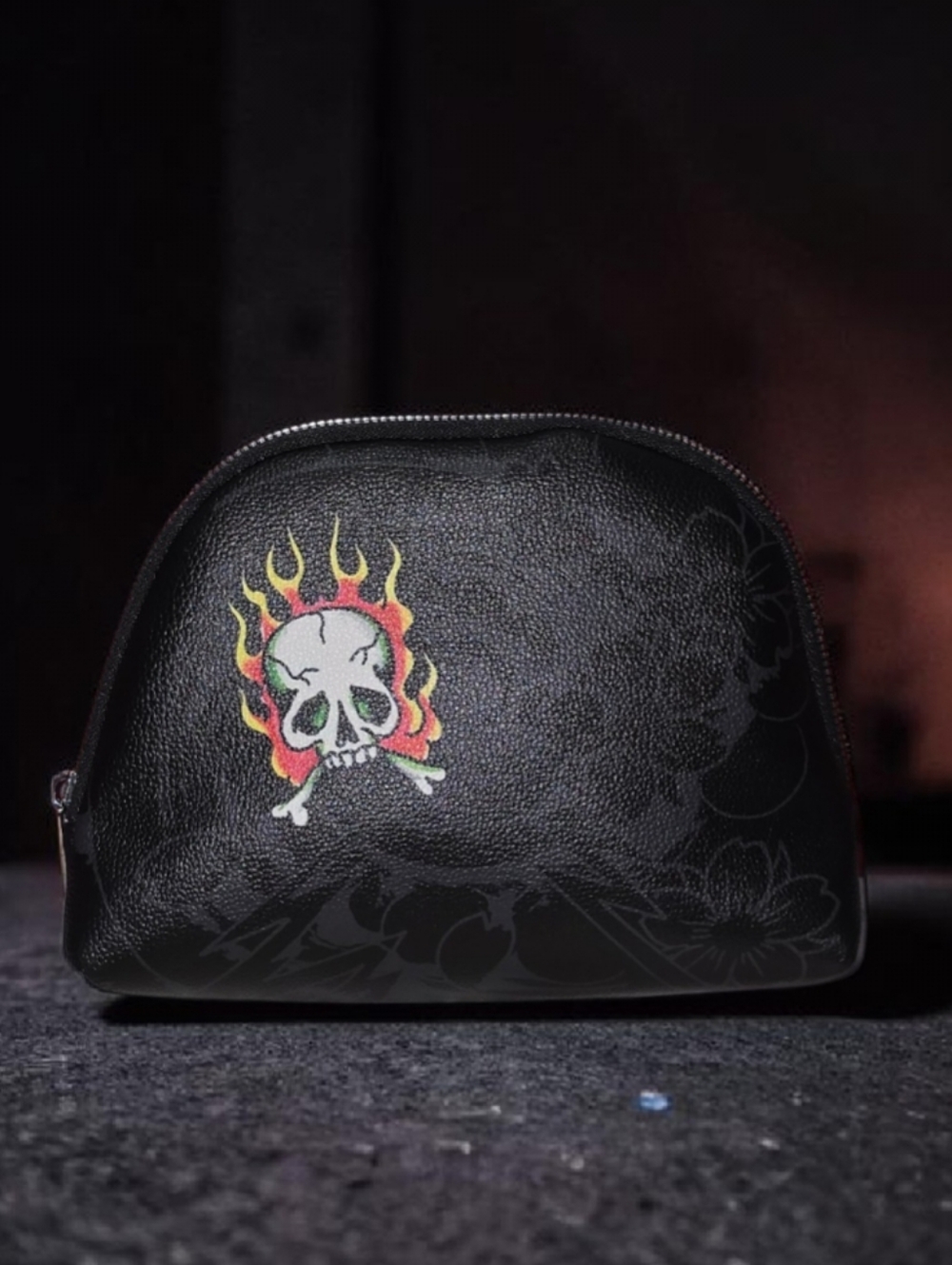 Ed Hardy 3 In 1 Cosmetic Cases - Picture 5 of 6